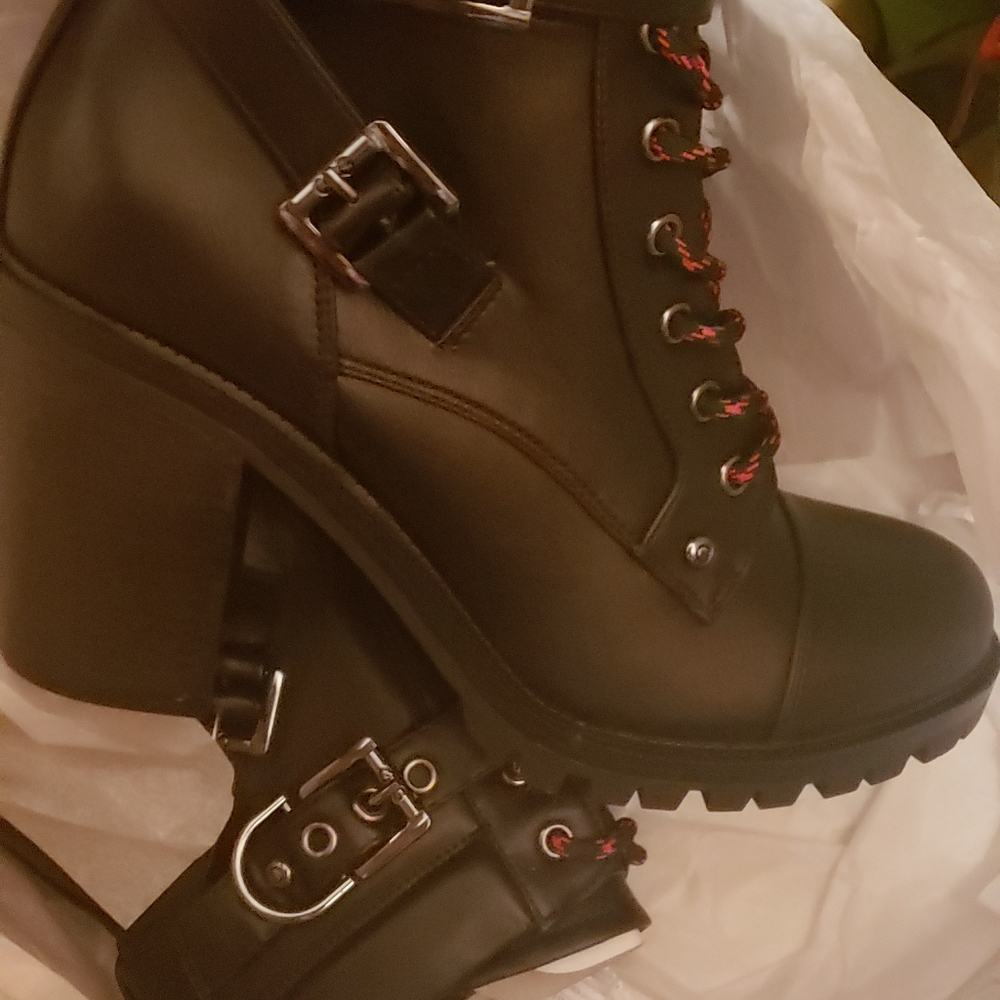 Women Boots